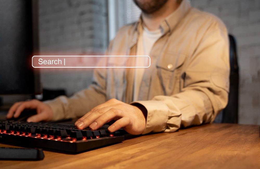 How to Spot Fake Websites: A Complete Guide to Protecting Yourself Online